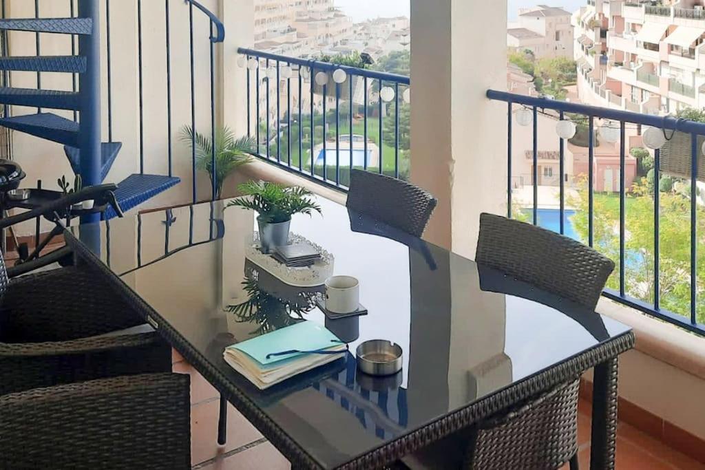 Home Rosa Benalmadena Bagian luar foto