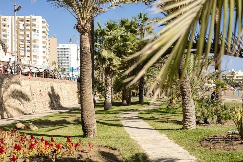 Home Rosa Benalmadena Bagian luar foto