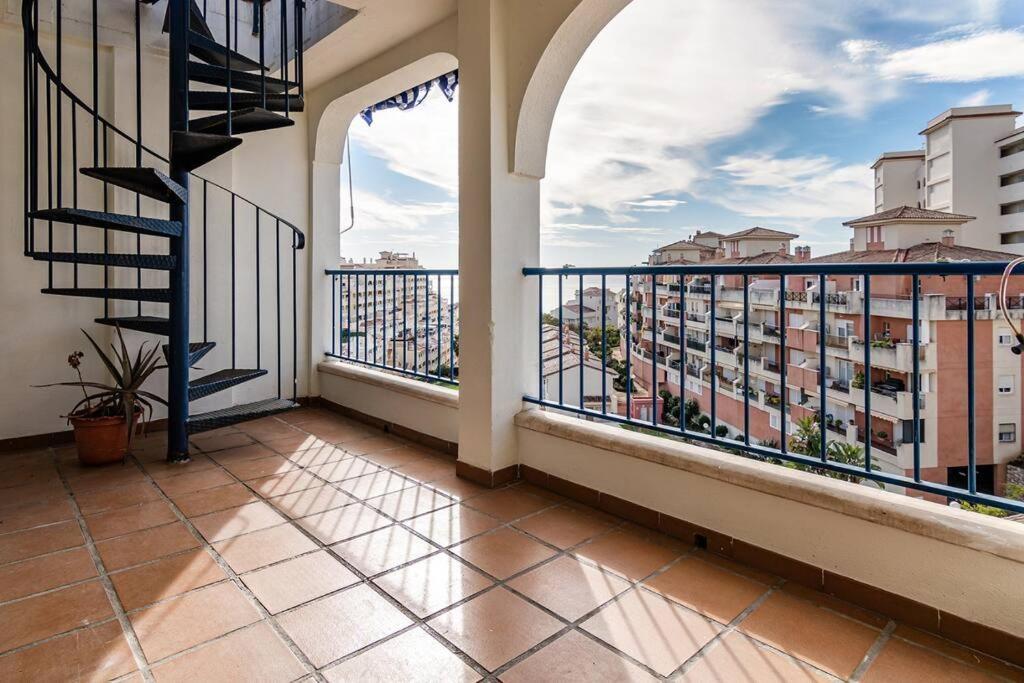 Home Rosa Benalmadena Bagian luar foto